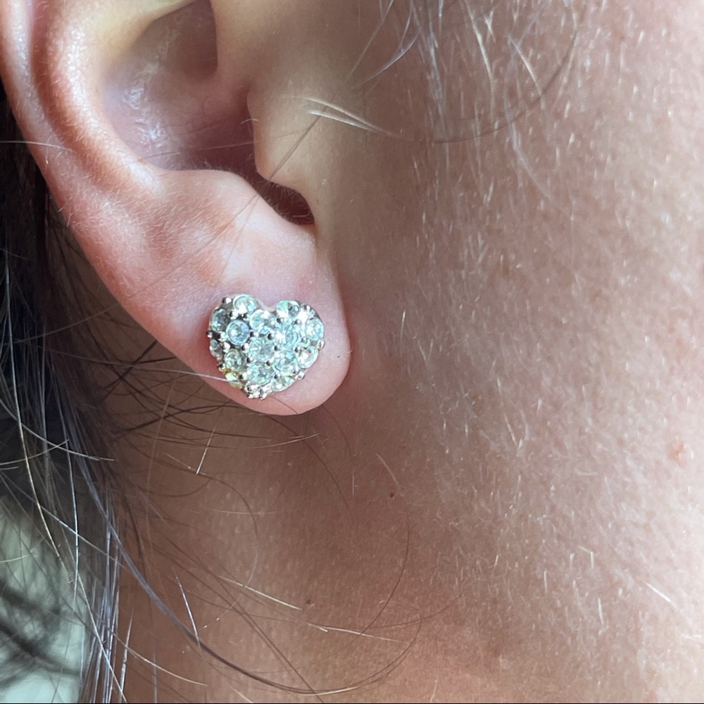 Vintage rhinestone heart pierced earrings